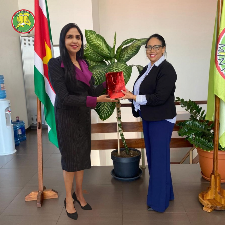 Inkijkstage twinningovereenkomst tussen het Ministerie van Justitie en Politie van Suriname en het Ministerie van Justitie van Curaçao succesvol afgerond
